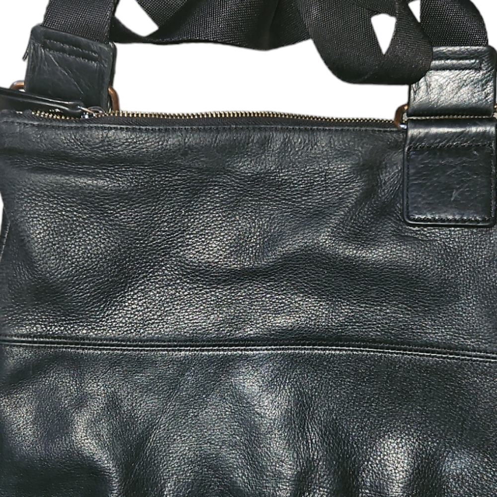 Large Margot NY Leather Crossbody Bag - Picture 6 of 13